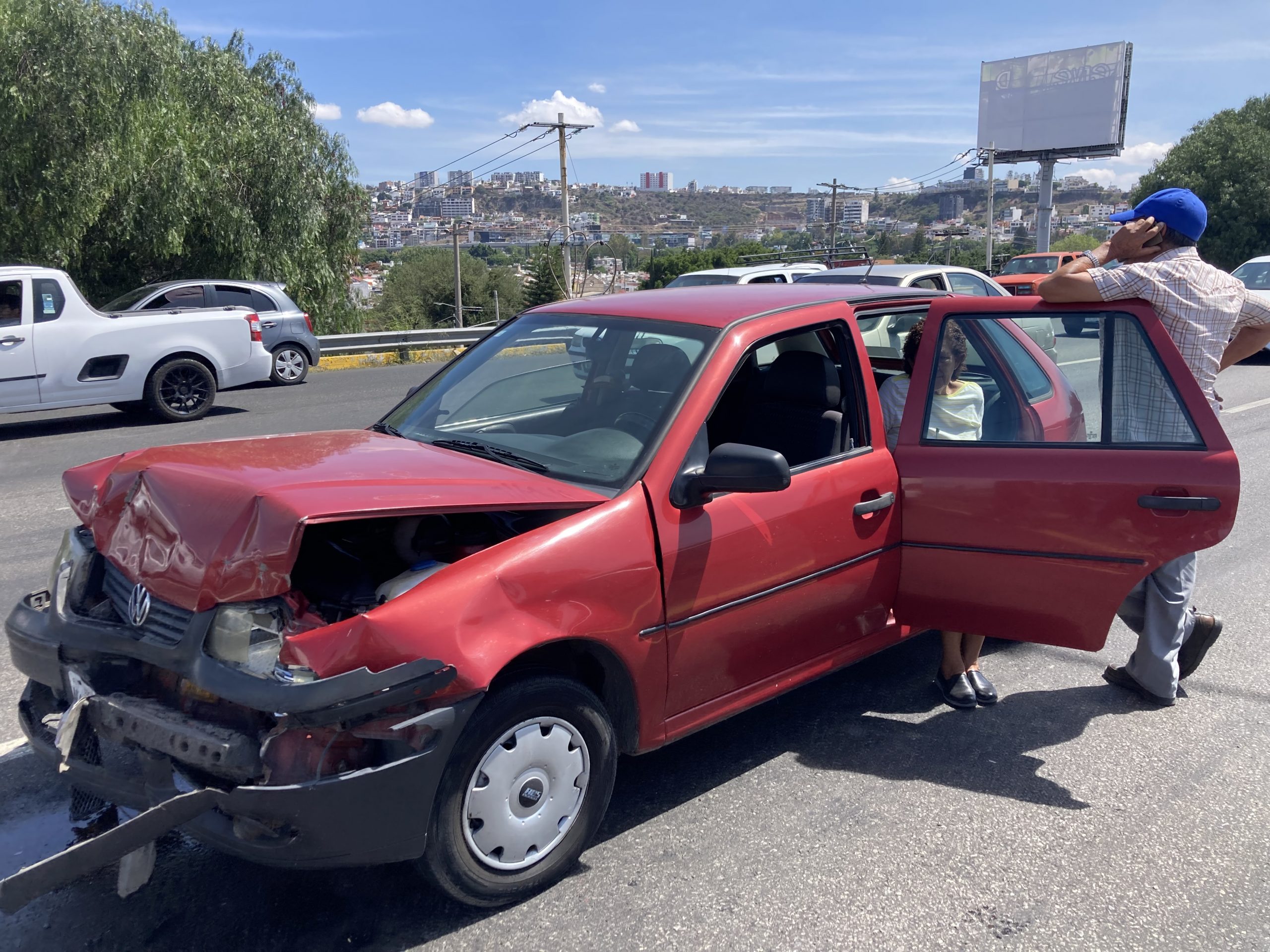 Caos en la 57 por choque - Noticias de Querétaro