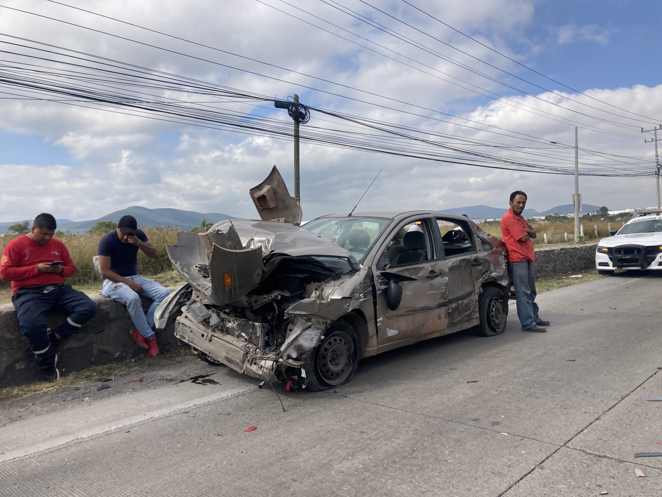 Doble choque en la 57 - Noticias de Querétaro