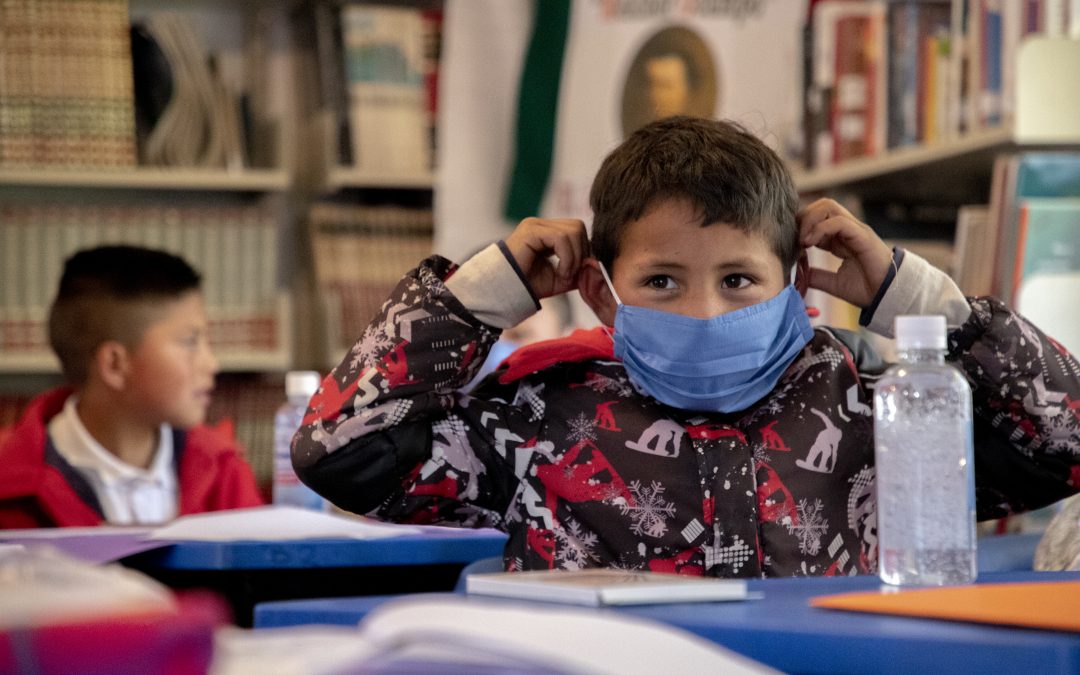 Regresan a clases 376 mil estudiantes de educación básica - Noticias de ...