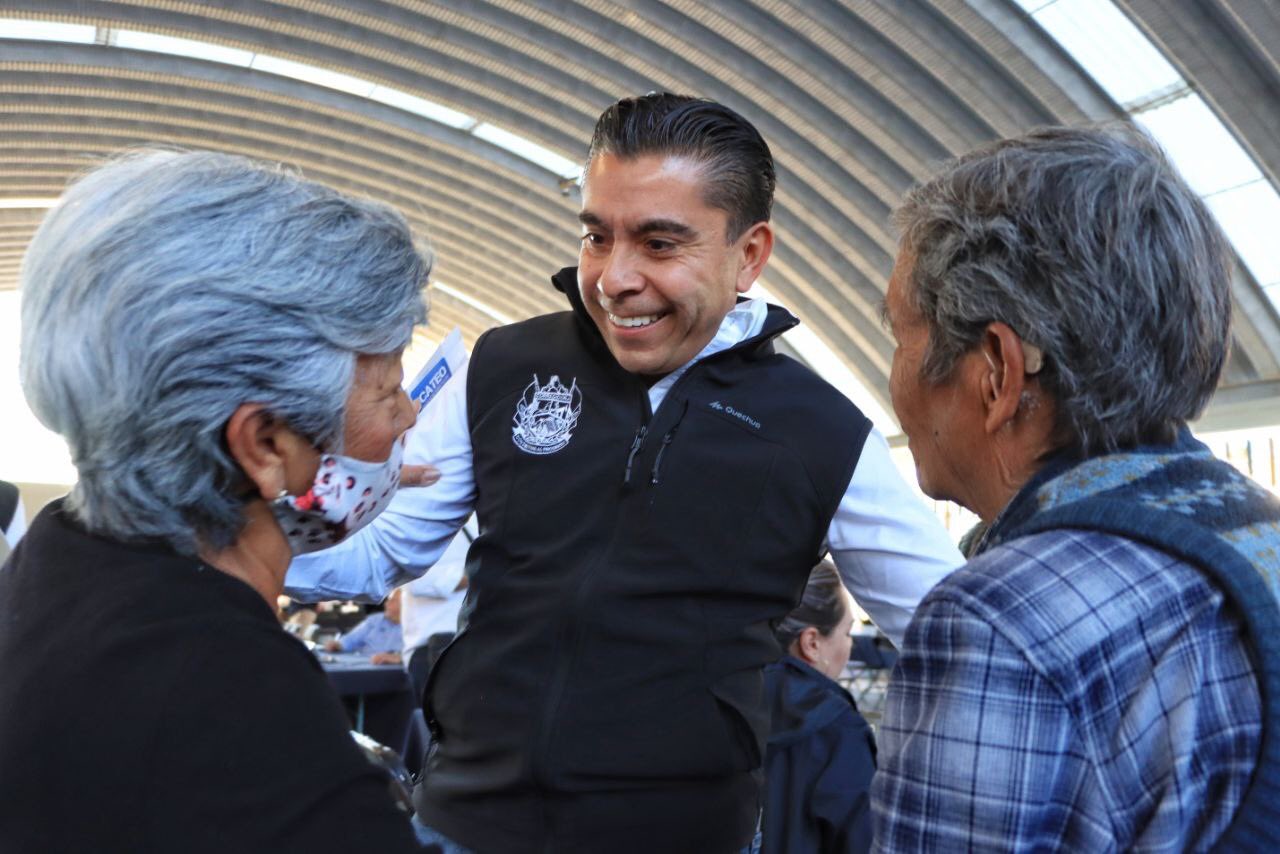 Trabajo para seguir sirviendo Roberto Sosa Pichardo - Noticias de Querétaro