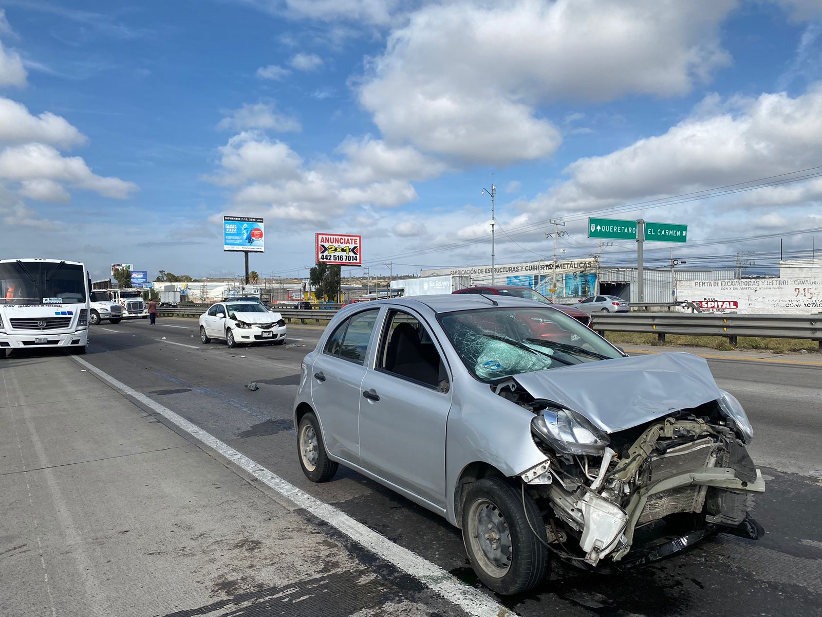 Accidente a la altura causa caos vial en la 57 - Noticias de Querétaro