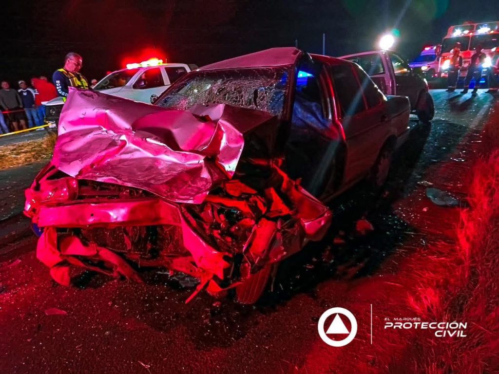 Choque frontal deja a dos personas sin vida - Noticias de Querétaro