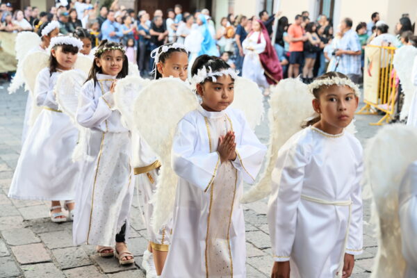 La cruz de cada día corazón de la Procesión del Silencio (5)