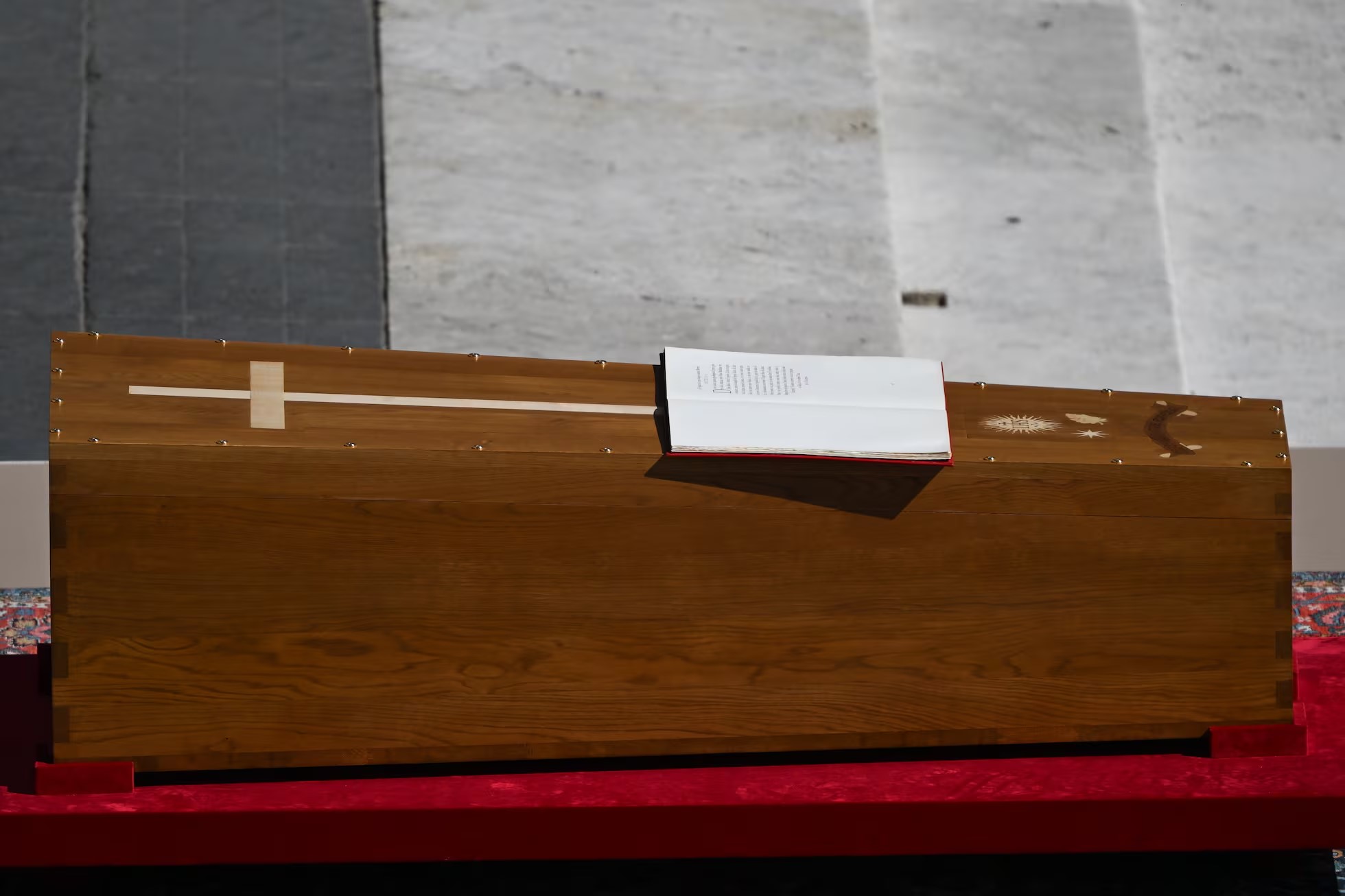 El Papa Francisco llegó a su última morada (3)