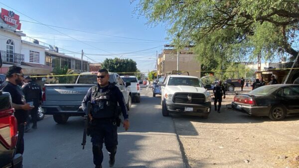 Matan a balazos a dos hermanos en Corregidora (5)