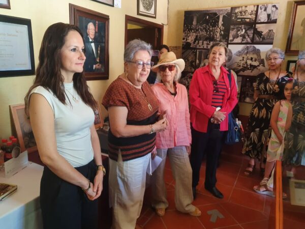 Emotivo homenaje a Sergio Pfeiffer J. en el Museo Rosalío Solano de Bernal (2)