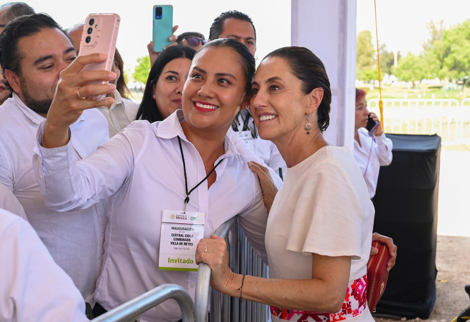 a02d4398-070f-4ec9-af4c-1135041bc1c3