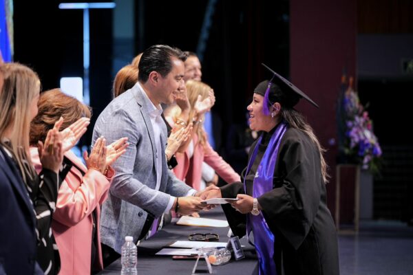 04255bda-4828-4a61-9c49-44e5add97f32