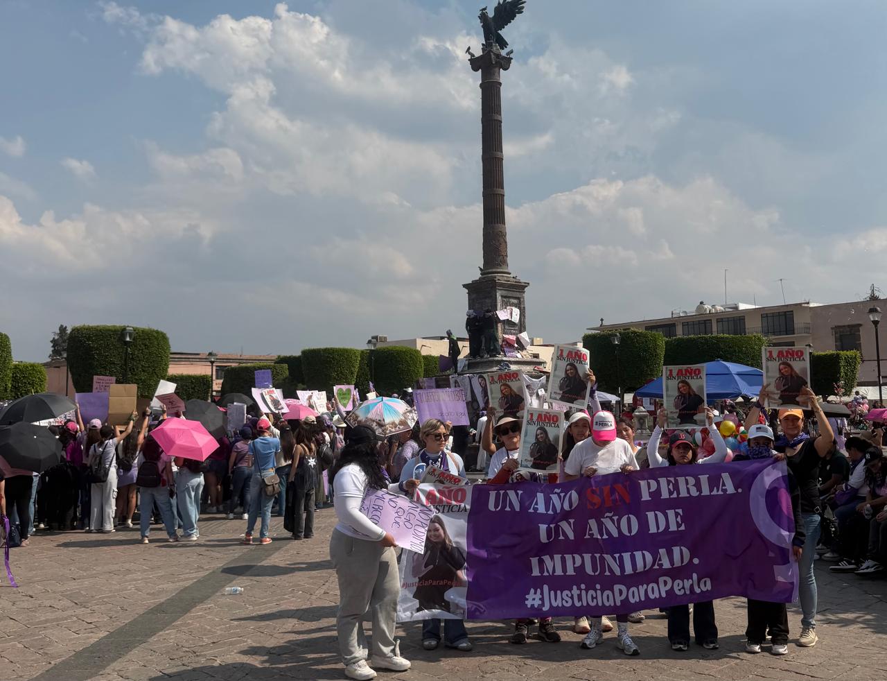 Marchan más de 2 mil mujeres exigiendo el fin de la violencia ...