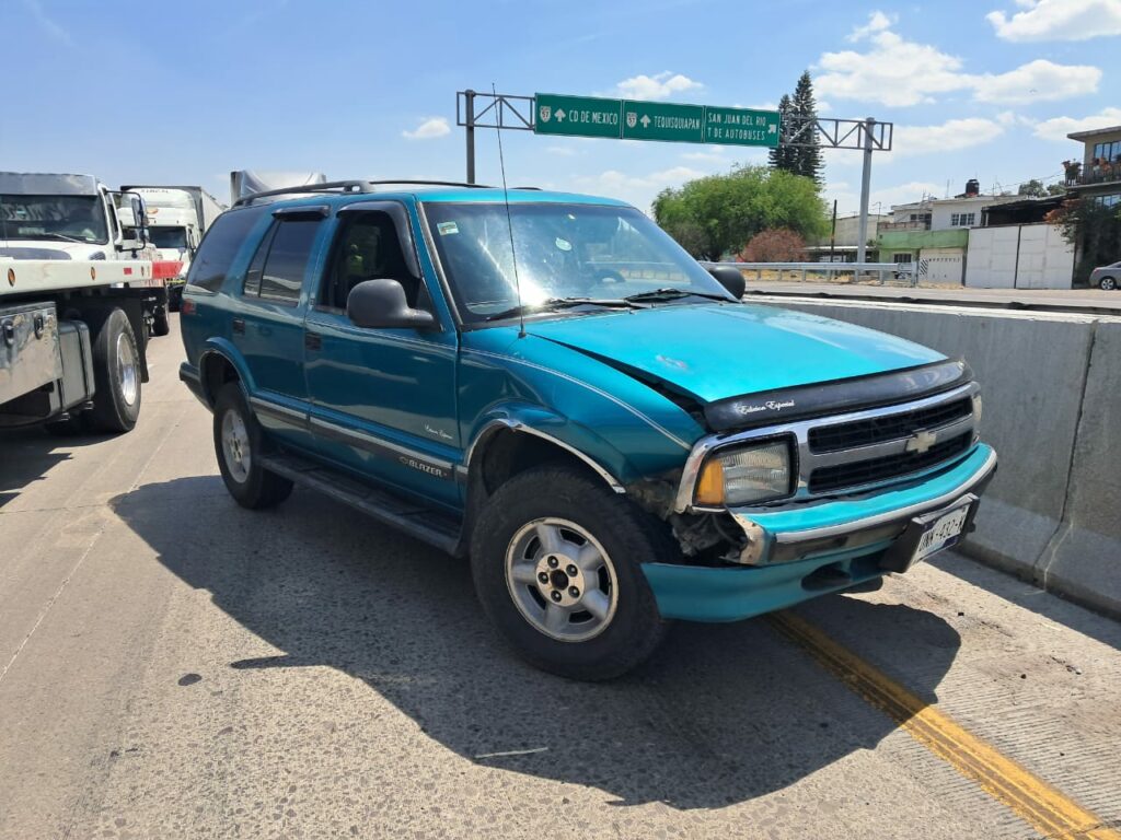 Trágico choque múltiple deja un muerto y 4 heridos en la 57 - Noticias ...