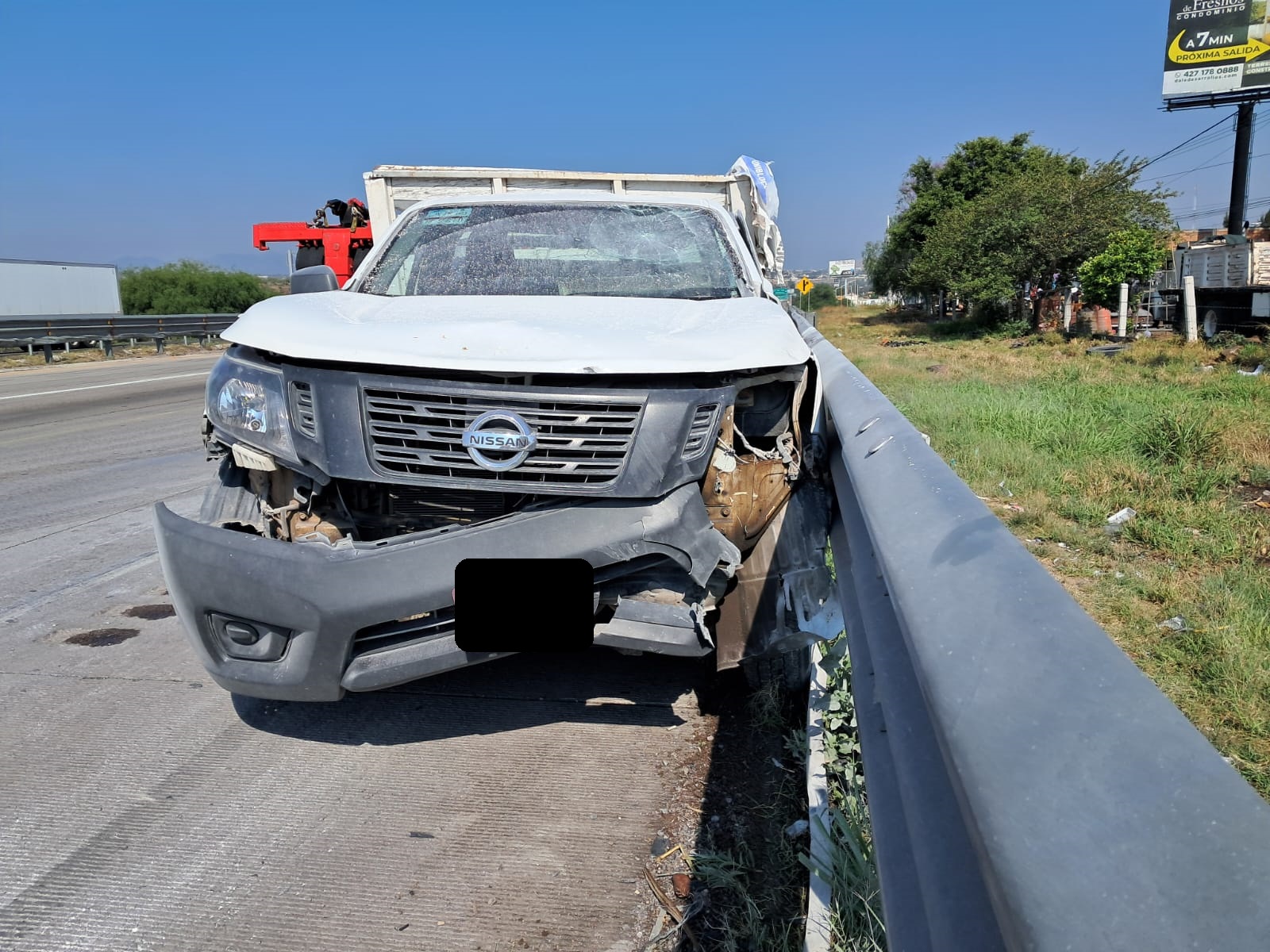 Choque entre tracto y camioneta deja un lesionado en la México ...