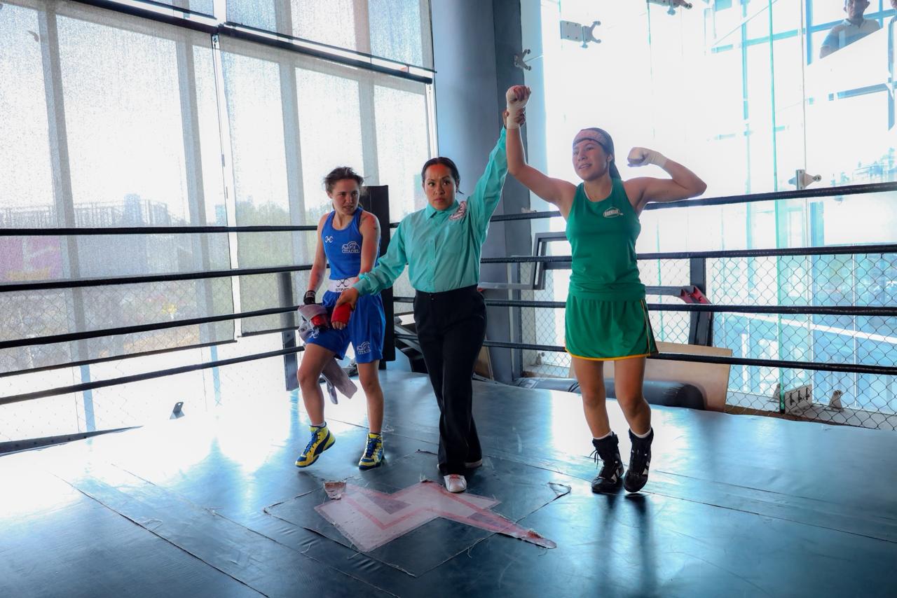 La Boxeadora Colonense, Mireya Martínez, Gana en el Torneo México vs Canadá (6)