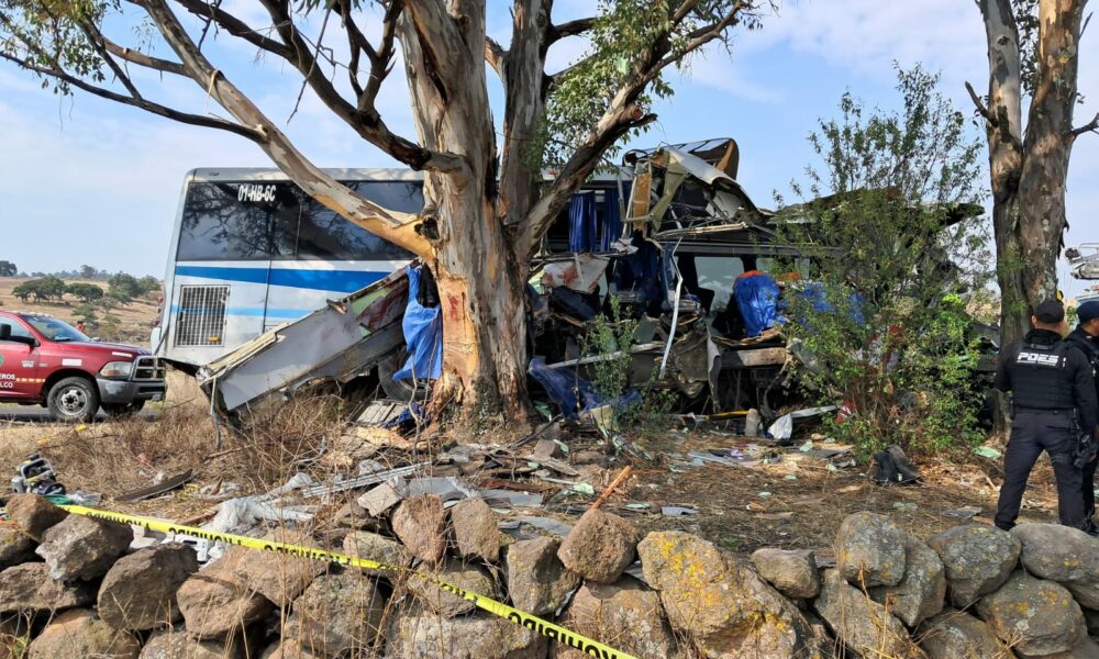 Tragedia en Amealco: accidente de autobús deja 9 muertos y 29 heridos ...