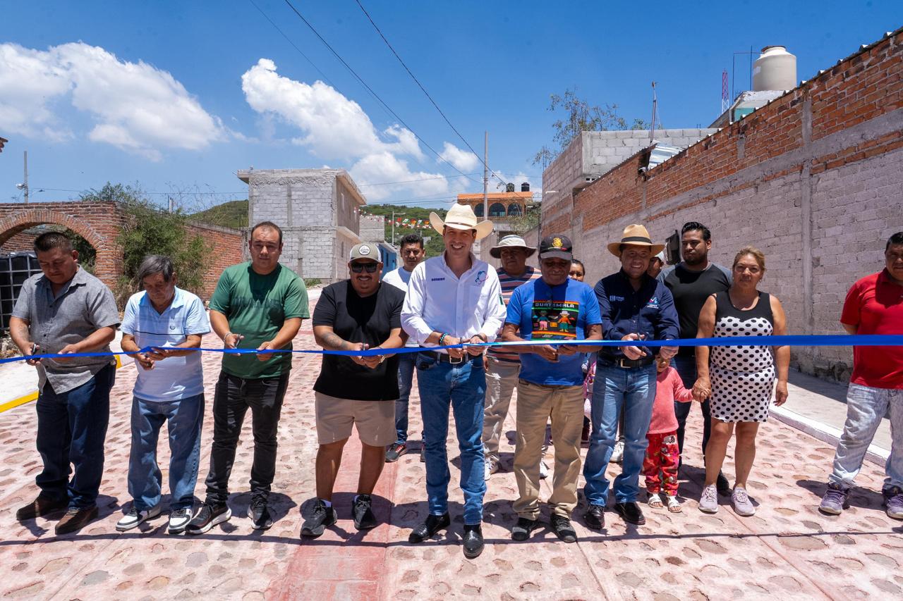 Entrega Rodrigo Monsalvo obras por más de 20 MDP - Noticias de Querétaro